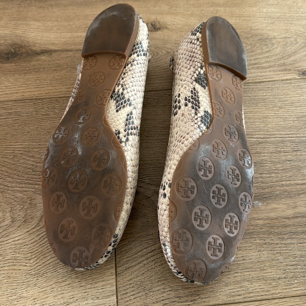 Tory Burch Reva Snakeskin Ballet Flats Size 9 - image 2